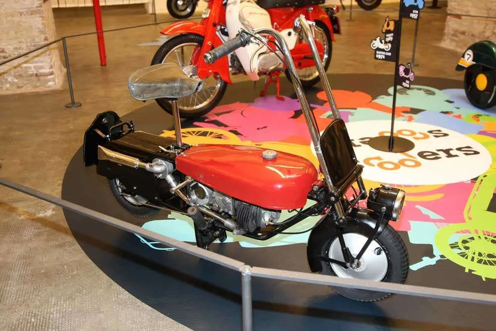 Museo-Moto-scooter-08