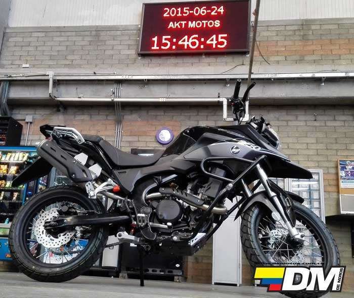 La primera 250 de AKT