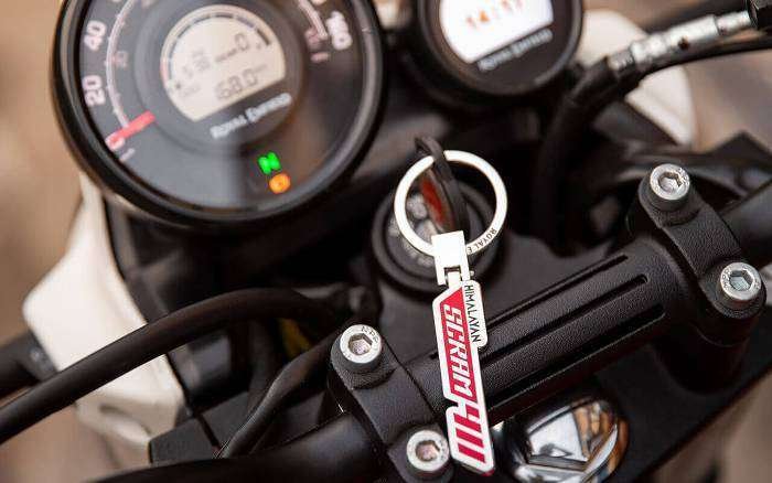 Scram 411 04 Royal Enfield Scram 411 La Revista De Motos