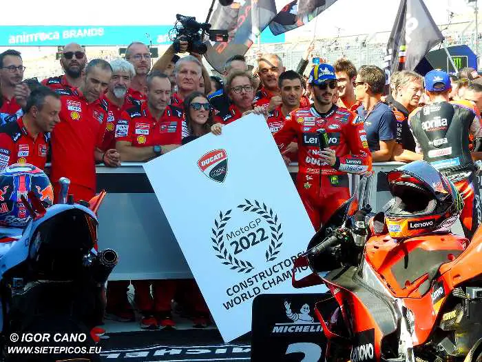 Aragón un Gran Premio con muchas caídas