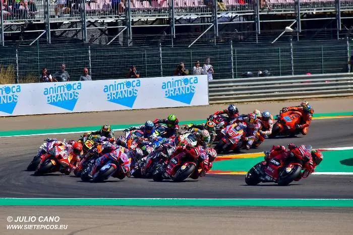 Aragón un Gran Premio con muchas caídas