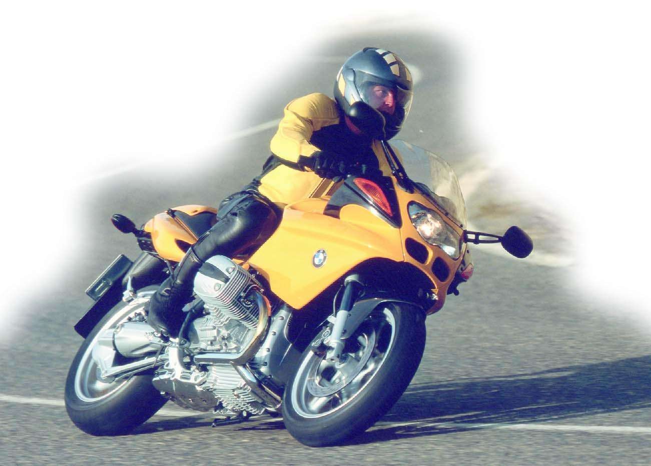 PRIMER IMPACTO BMW R1100S